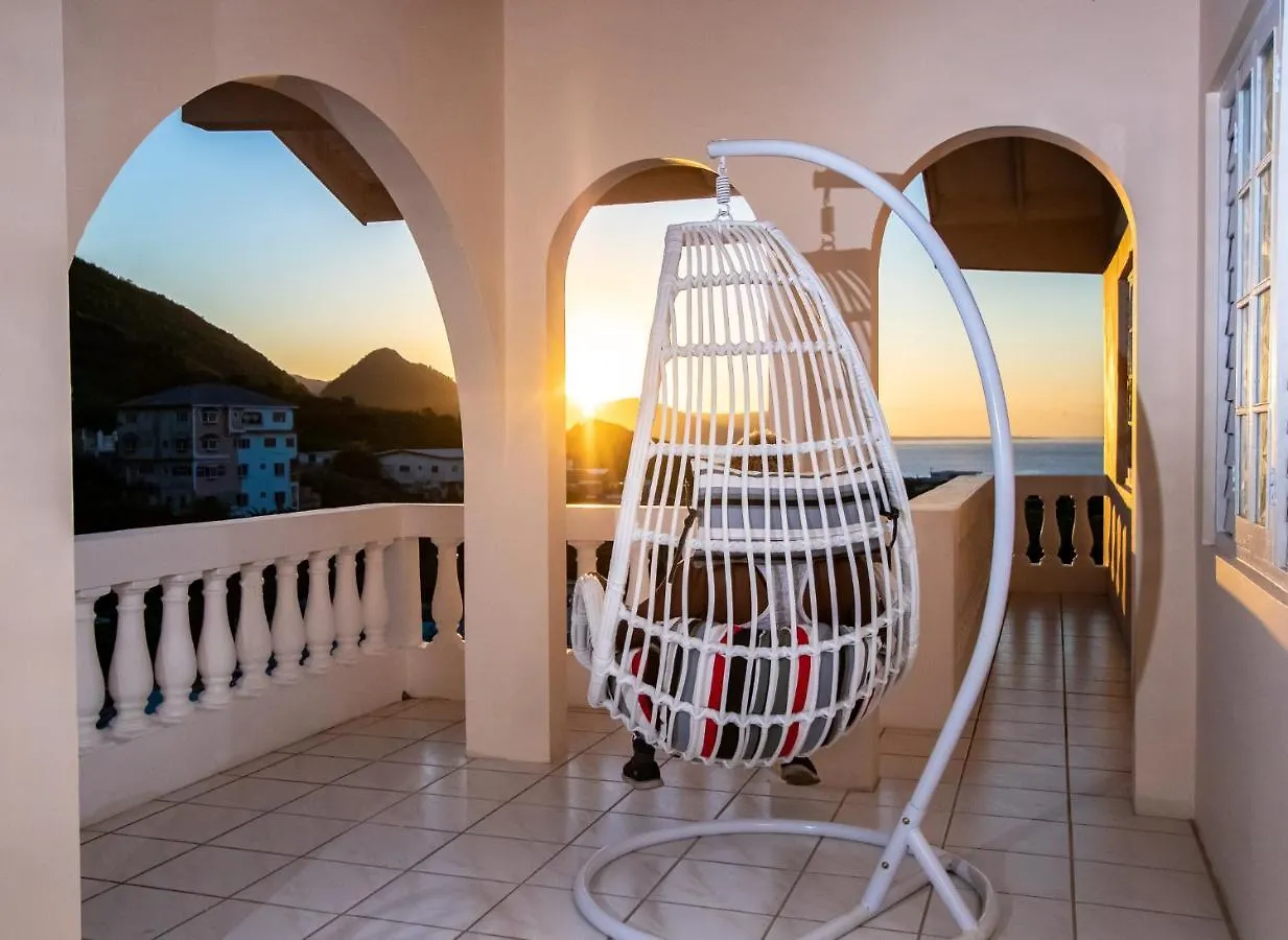 876 Ja Oasis & Homestay - By Kingston Airport