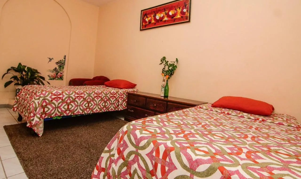 876 Ja Oasis & Homestay - By Kingston Airport 0*,  Jamaïque