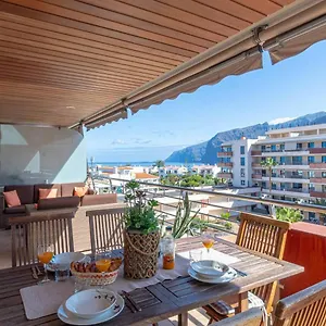 top-floor-ocean-view-apartment.in-canary-islands.com/