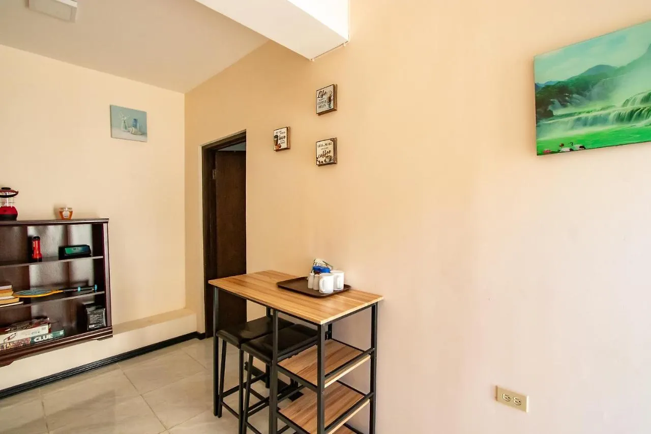 876 Ja Oasis & Homestay - By Kingston Airport