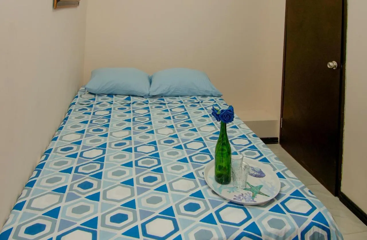 876 Ja Oasis & Homestay - By Kingston Airport